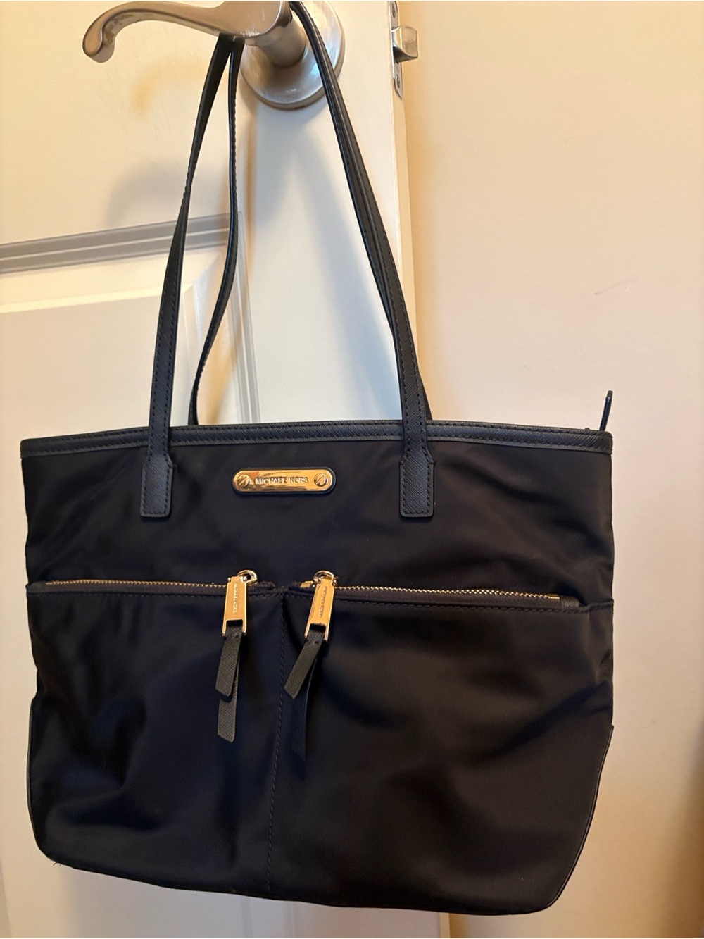 Michael Kors Kempton Medium Pocket Tote Bag black leather nylon zip gold